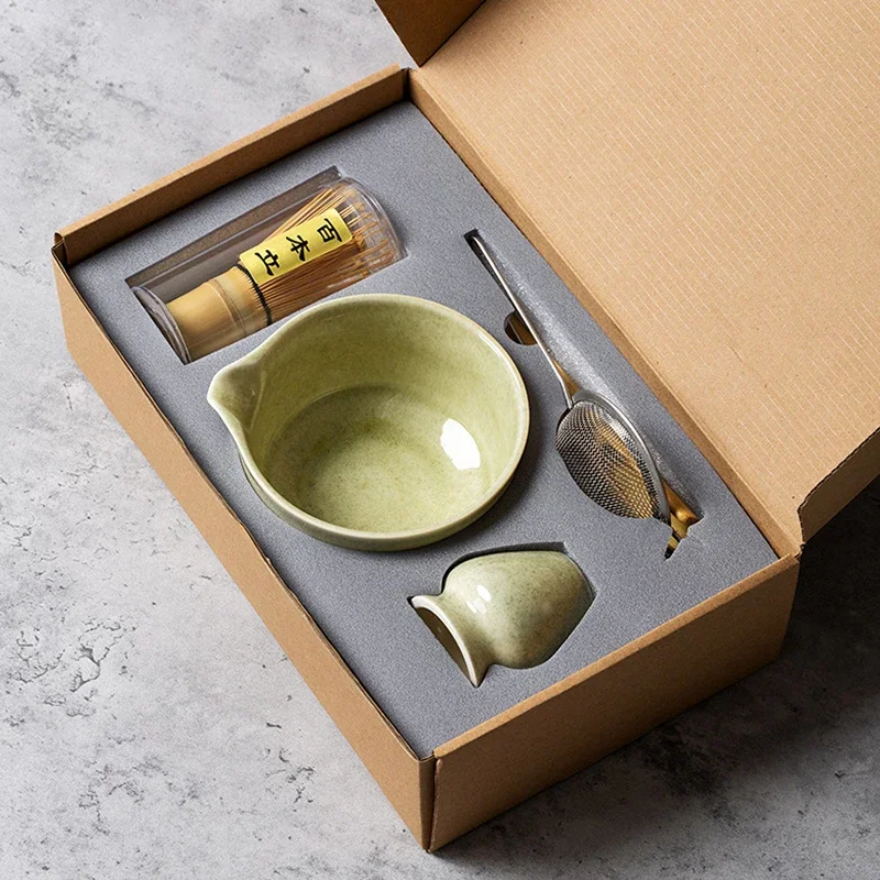 Matcha Whisk Set - 日本の抹茶ブレンダーセレモニーセット（4/5/6/7点セット）セラミック茶碗、竹製茶筅、茶さじ、抹茶ツールキット（お茶愛好家向け）