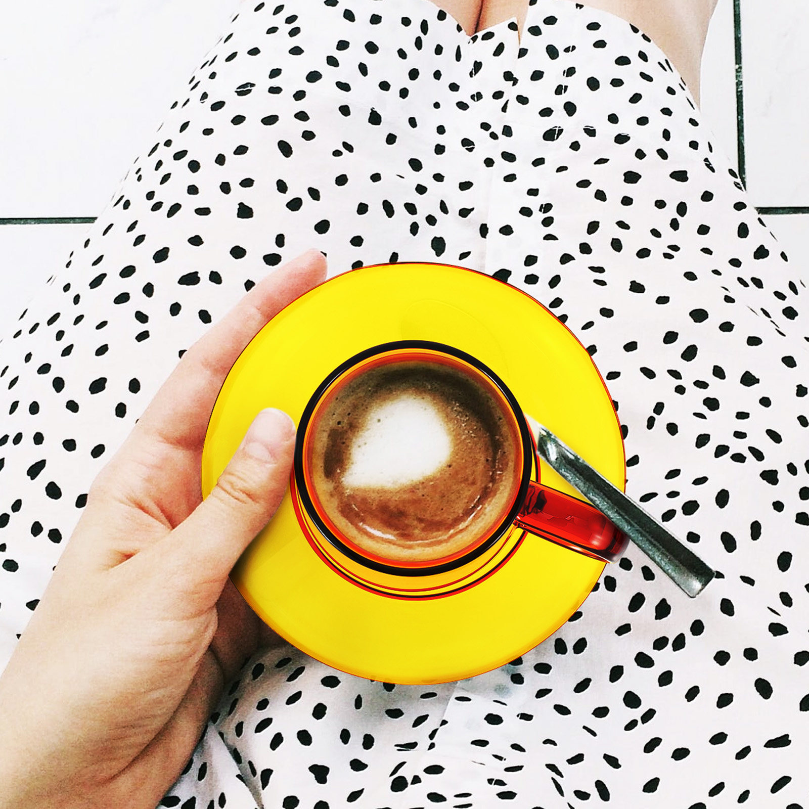 ヴィンテージガラスコーヒーカップセット（ソーサー付き）エレガ - Coffee Tea Shop のレビューと価格
