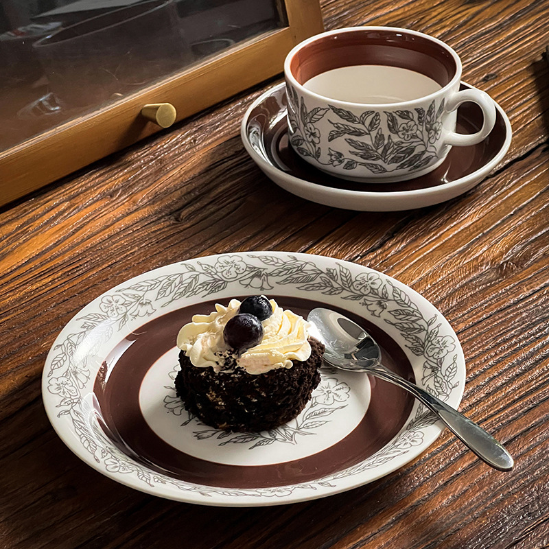ヴィンテージフィンランドラテコーヒーカップとケーキデザート皿 - Coffee Tea Shop のレビューと価格